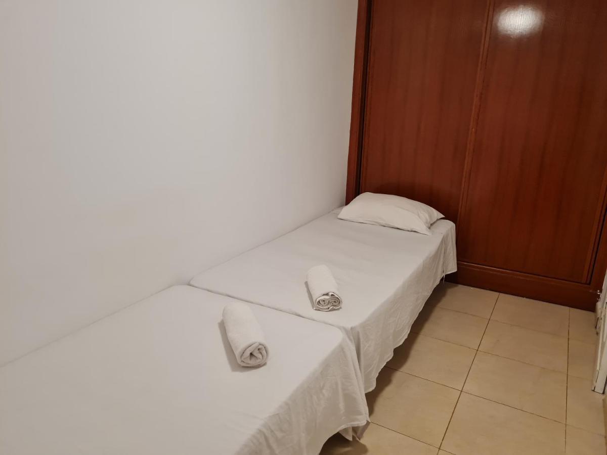 Habitaciones Nathaly Armenime Εξωτερικό φωτογραφία